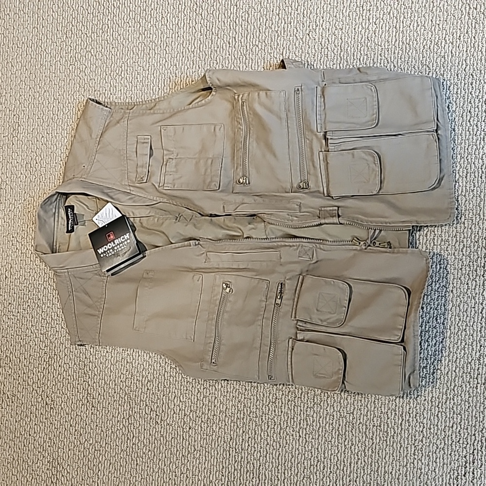 Woolrich Elite Series Tactical Cargo Vest NWT!